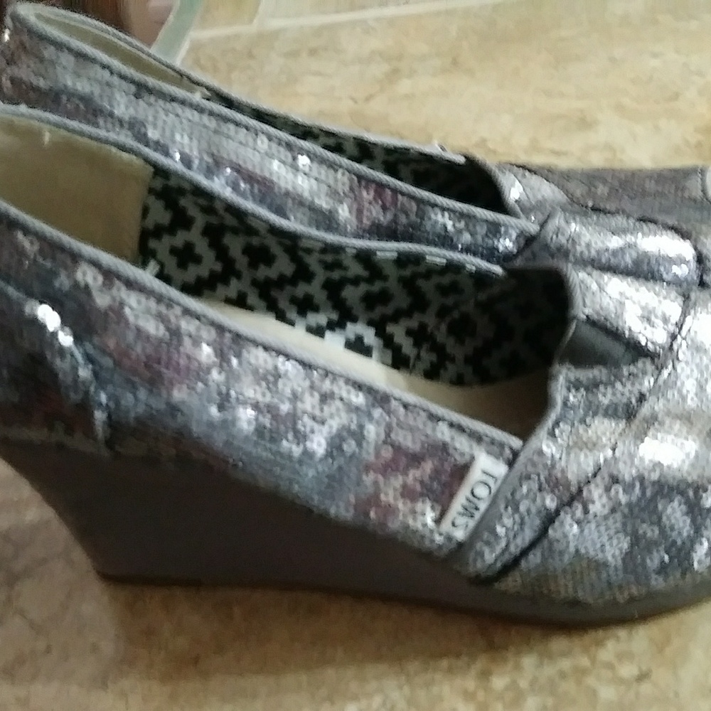 Toms Sequin Wedges